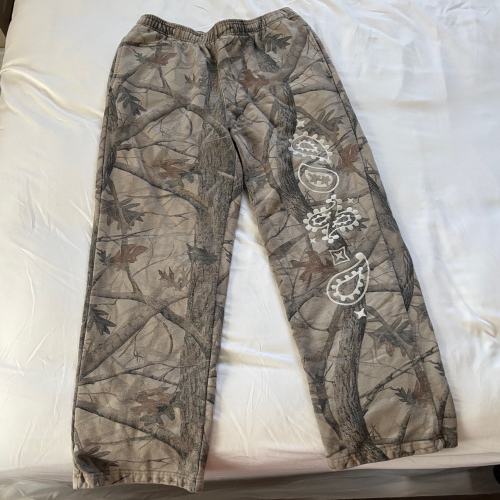 Badwood “Paisley” Real Tree Camo Hoodie and Sweat Set - Picture 5 of 7